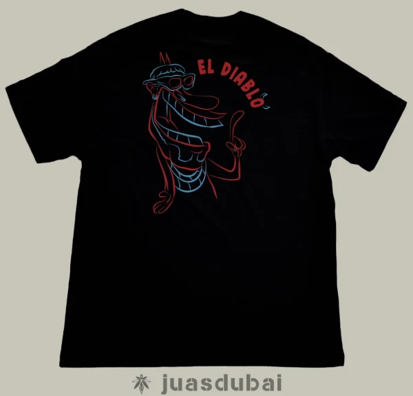 Camiseta el diablo negra atrás